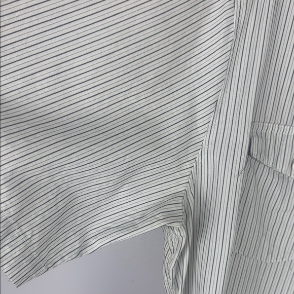 Billabong Gray Stripped Casual Button Down Shirt Short Sleeves Size Large - Picture 4 of 13